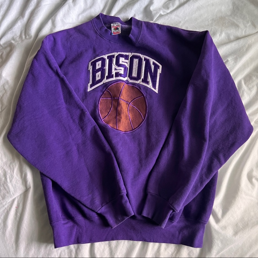 Vintage Bison Basketball Crew